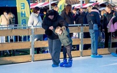 Kunstijsbaan winterfair Biddinghuizen 2025